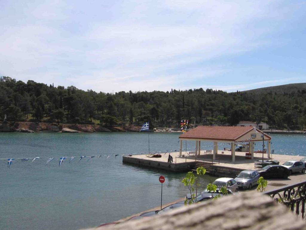 TO MPALKONI TOY OROPHOY