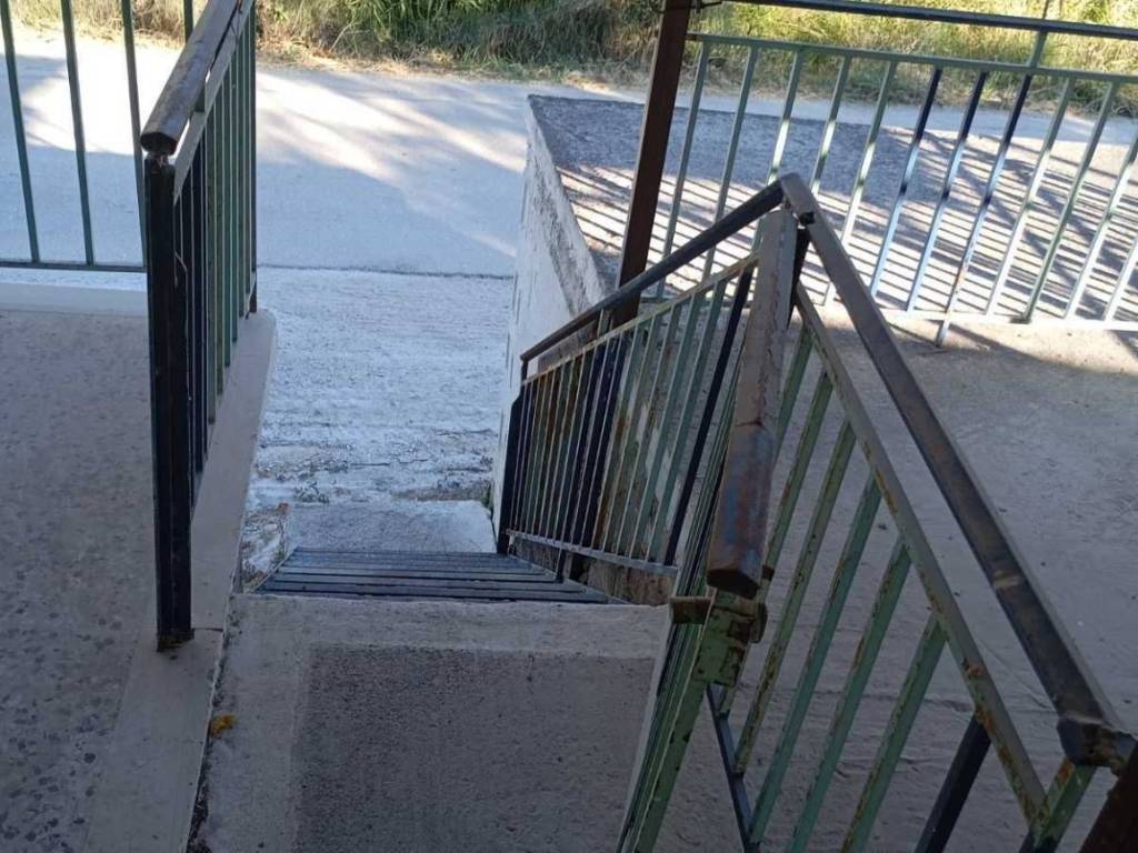 κλιμακοστασιο εισόδου