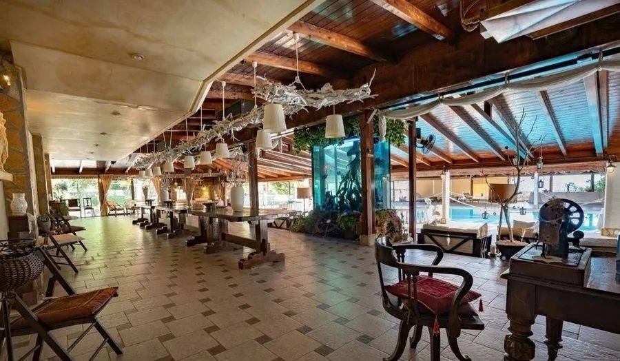 Εσωτερικοι χώροι