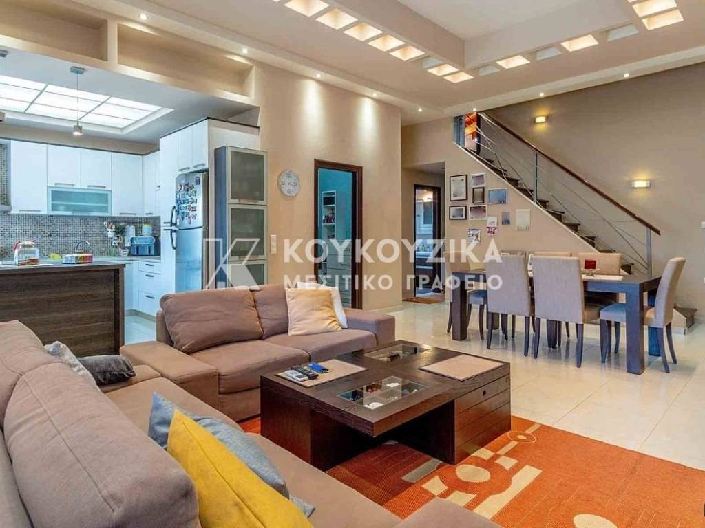 Σαλοκουζίνα