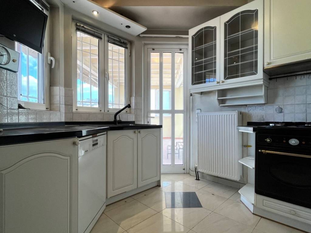 fokionos_negri_residential_apartment_for_sale