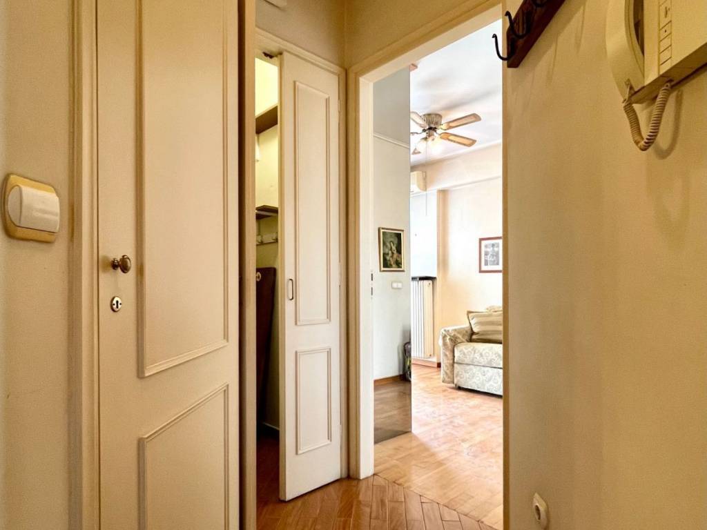 fokionos_negri_residential_apartment_for_sale