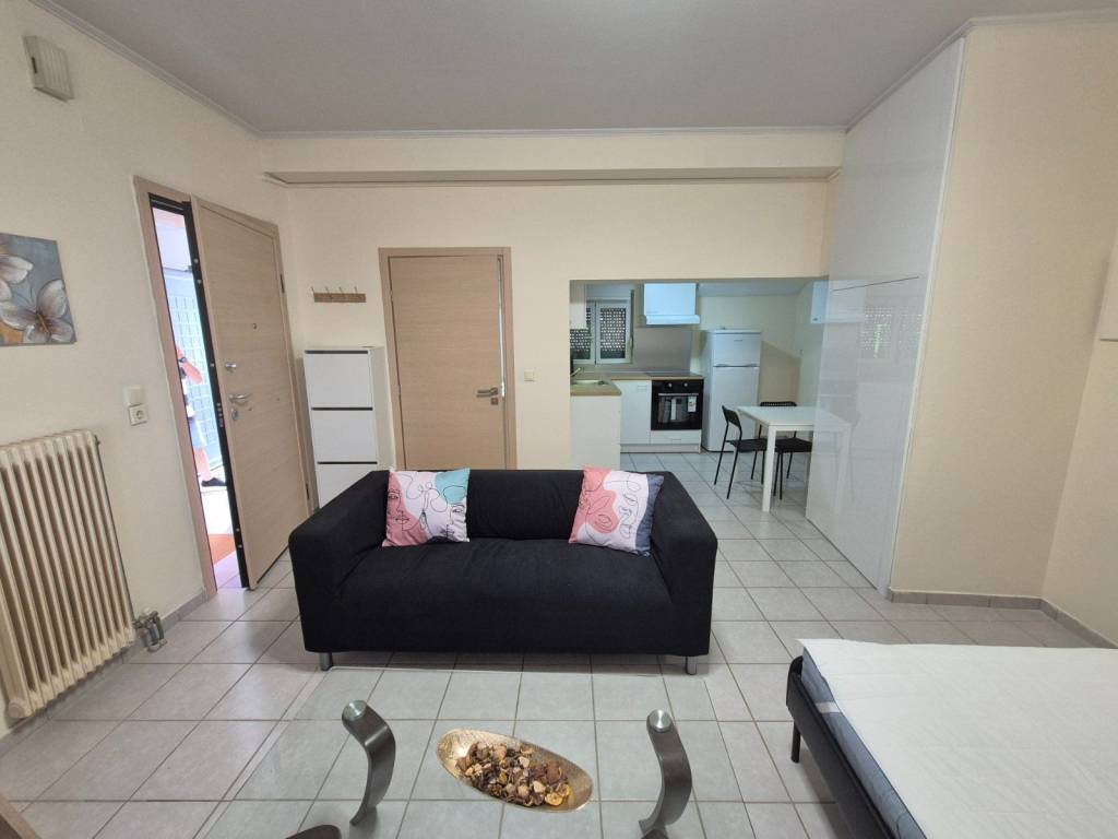 ΣΑΛΟΝΙ-ΥΠΝΟΔΩΜΑΤΙΟ