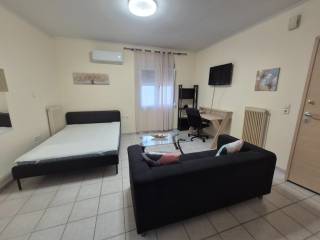 ΣΑΛΟΝΙ-ΥΠΝΟΔΩΜΑΤΙΟ