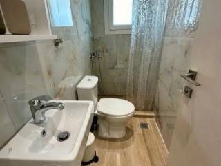 Forumland Real Estate, Μπάνιο