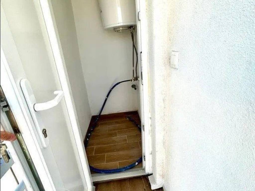 Forumland Real Estate, Αποθήκη