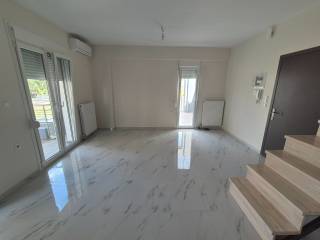 ΣΑΛΟΝΙ-ΚΟΥΖΙΝΑ