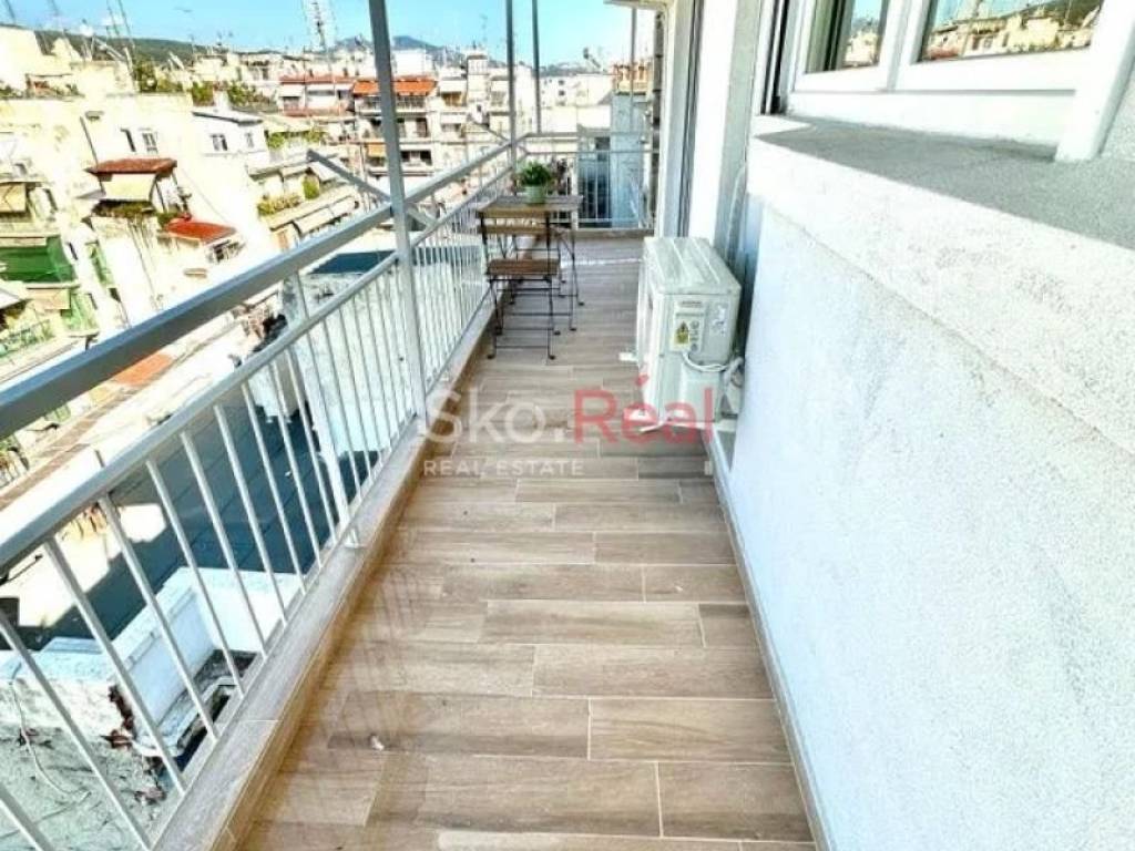 Θέα από μπαλκόνι