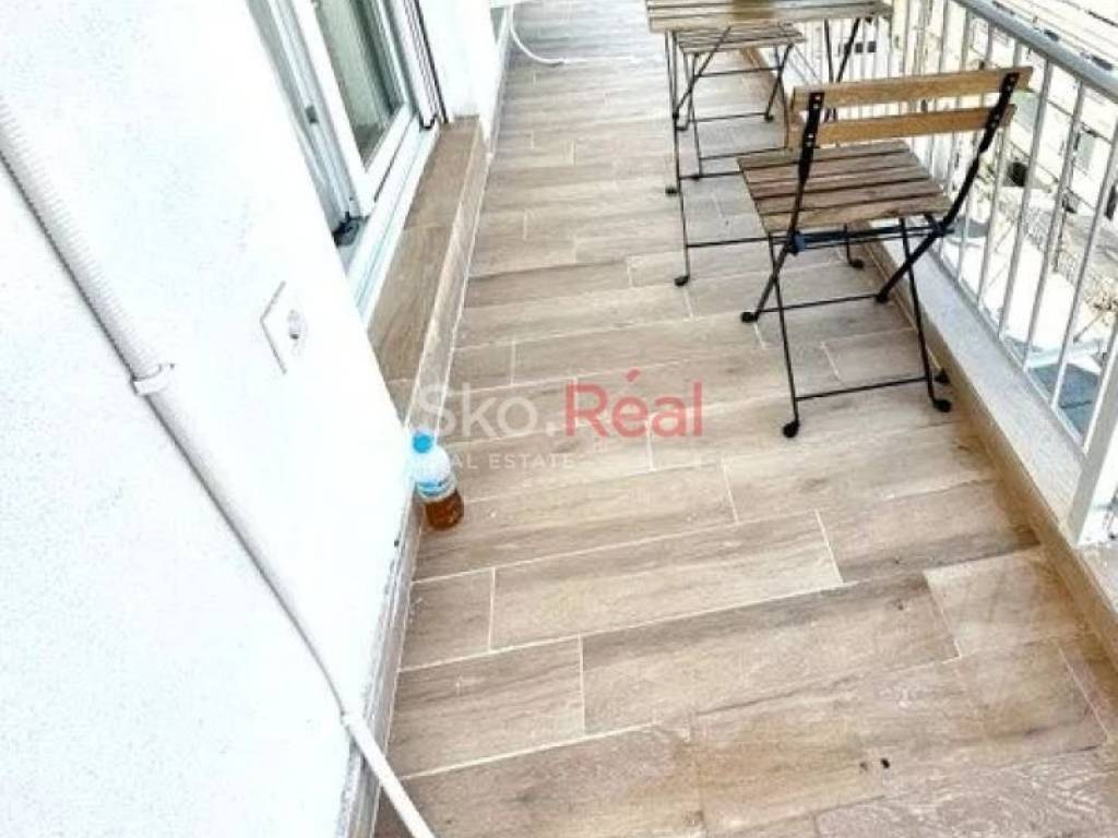 Θέα από μπαλκόνι