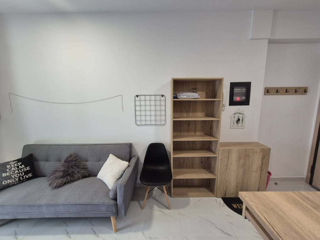 ΣΑΛΟΝΙ-ΥΠΝΟΔΩΜΑΤΙΟ