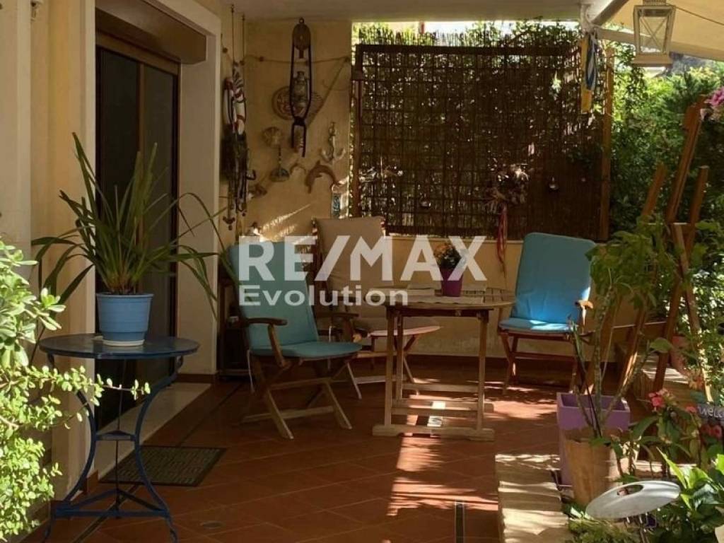 Θέα από μπαλκόνι