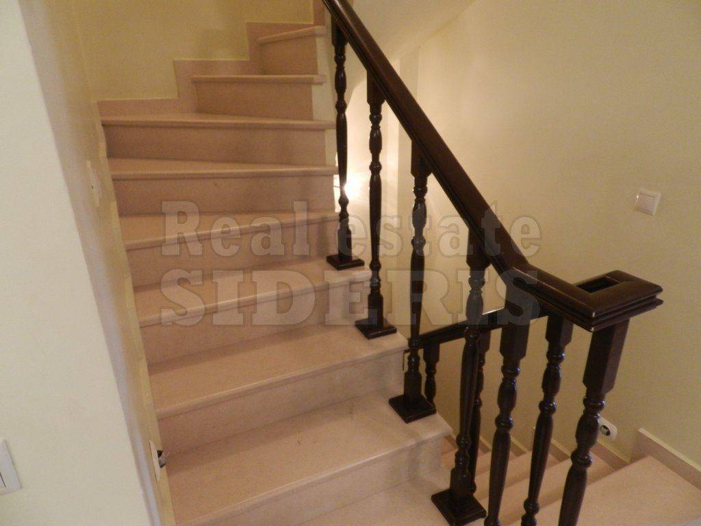 ΕΣΩΤΕΡΙΚΗ ΣΚΑΛΑ