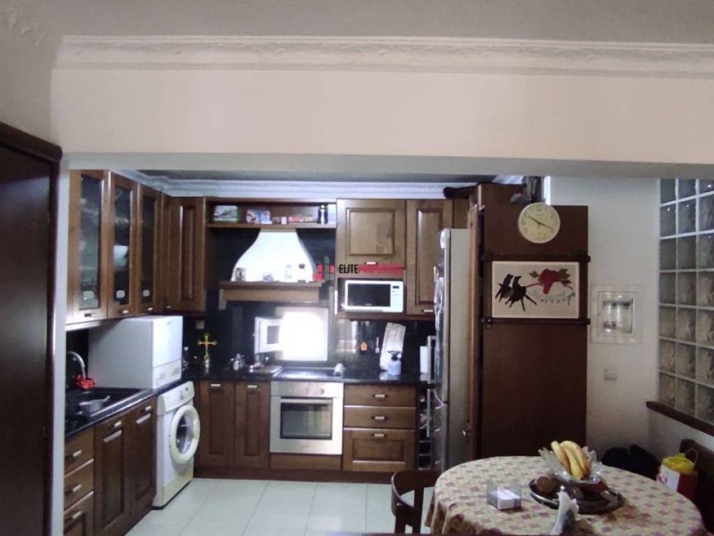 ΣΑΛΟΚΟΥΖΙΝΑ