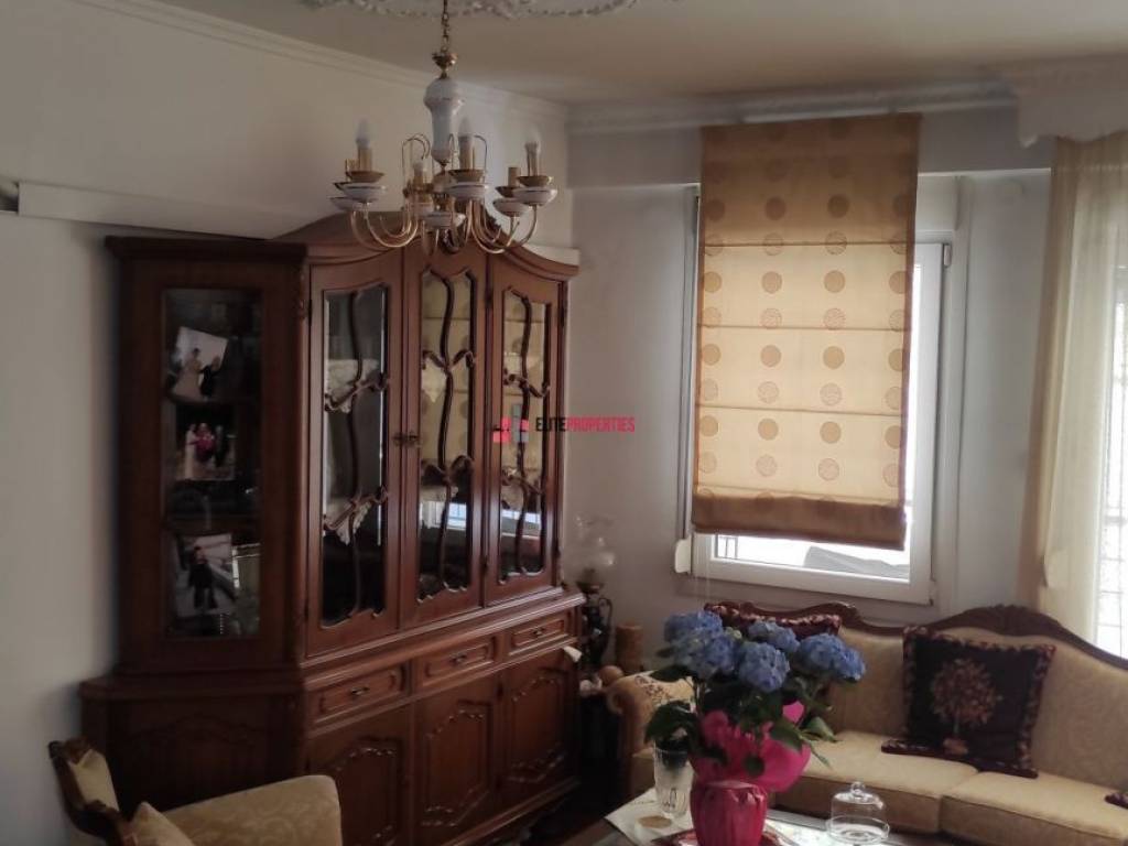 ΣΑΛΟΚΟΥΖΙΝΑ