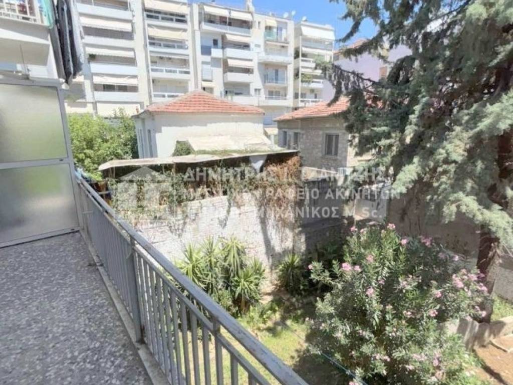 Θέα από μπαλκόνι