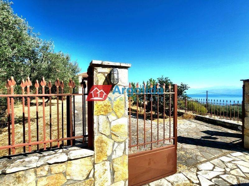 Θέα από μπαλκόνι