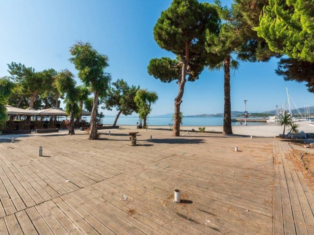 Εξωτερικοι χώροι