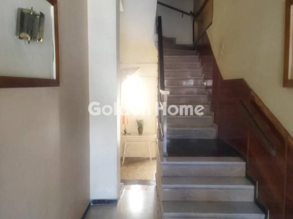 Χολ - Διάδρομος