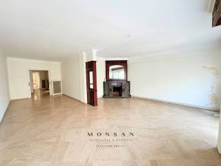 SALONI PROSOPSEOS ME TZAKI