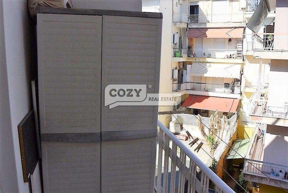 Θέα απο μπαλκόνι