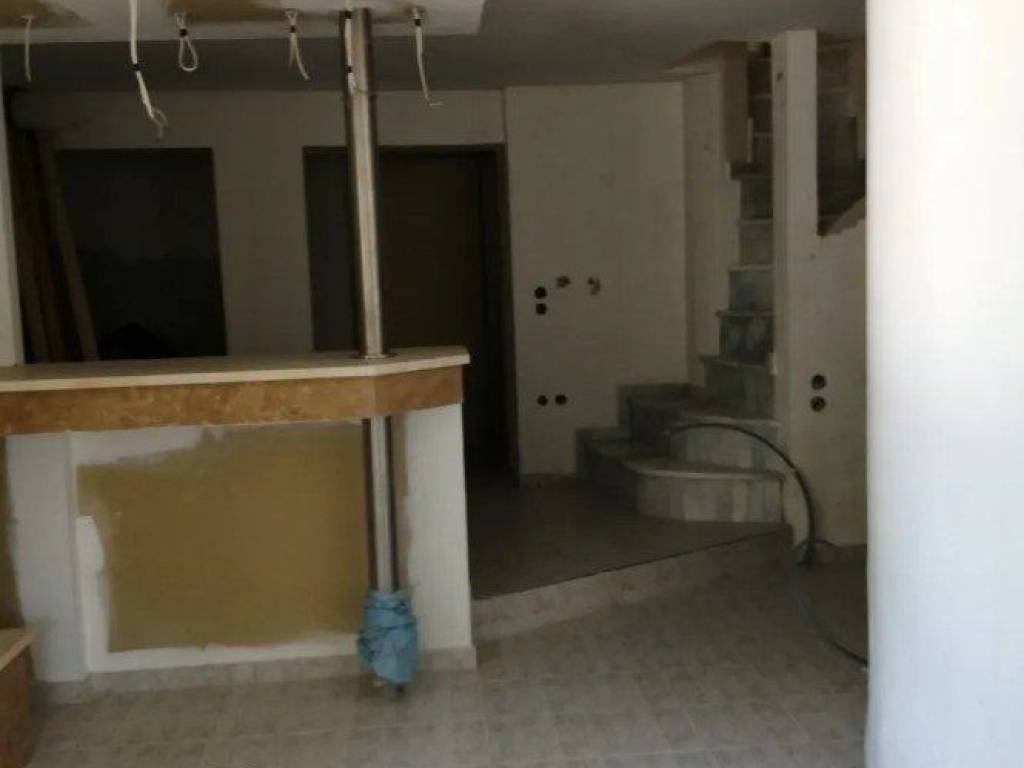 Forumland Real Estate, Σαλόνι με τζάκι