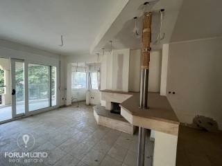 Forumland Real Estate, σαλοκουζίνα