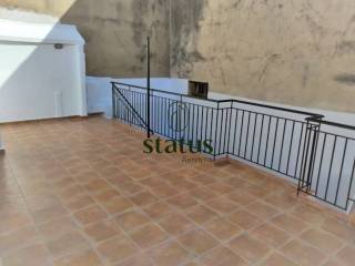 Θέα απο μπαλκόνι