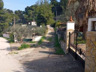 idiotike odos apo ten asphalto pros to spiti