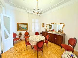 G&#039; SALONI - TRAPEZARIA