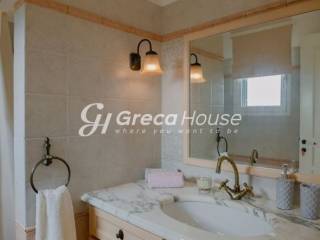 Βίλα με θέα Θάλασσα προς πώληση Εύβοια Γαλάζια Νερά 