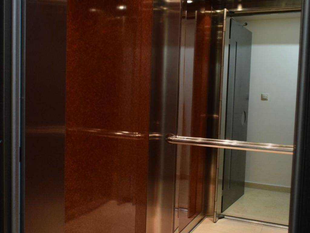 THalamos anelkystera