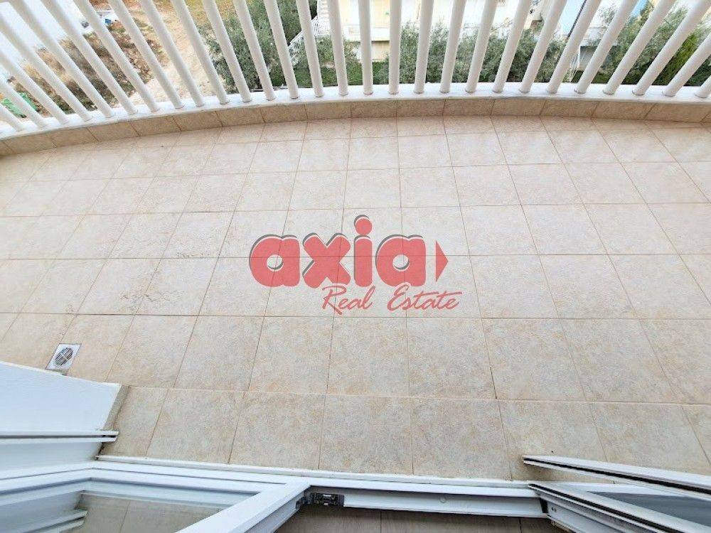 Πωλείται Διαμέρισμα 67τ.μ. προσόψεως στον 2ο όροφο με ατομική θέρμανση πετρελαίου πολύ κοντά στη θάλασσα