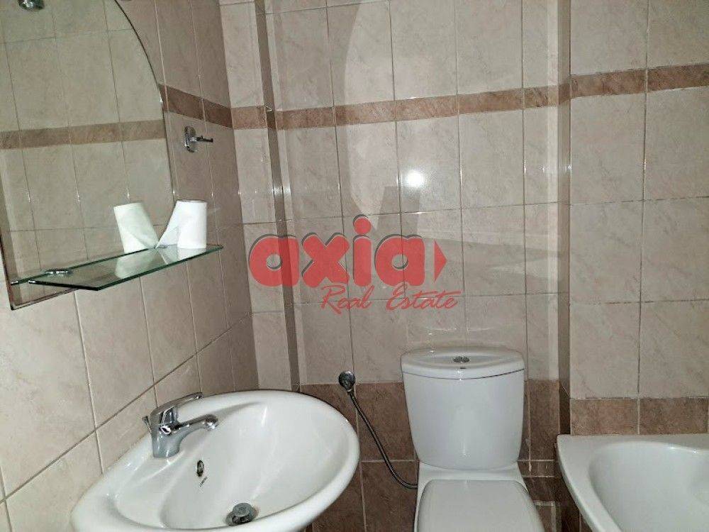 Ενοικιάζεται Διαμέρισμα 67τ.μ. προσόψεως στον 2ο όροφο με ατομική θέρμανση πετρελαίου.