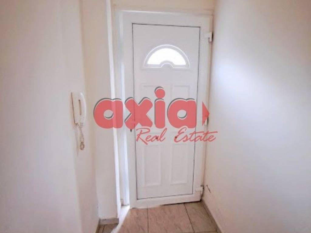 Ενοικιάζεται Διαμέρισμα 67τ.μ. προσόψεως στον 2ο όροφο με ατομική θέρμανση πετρελαίου.