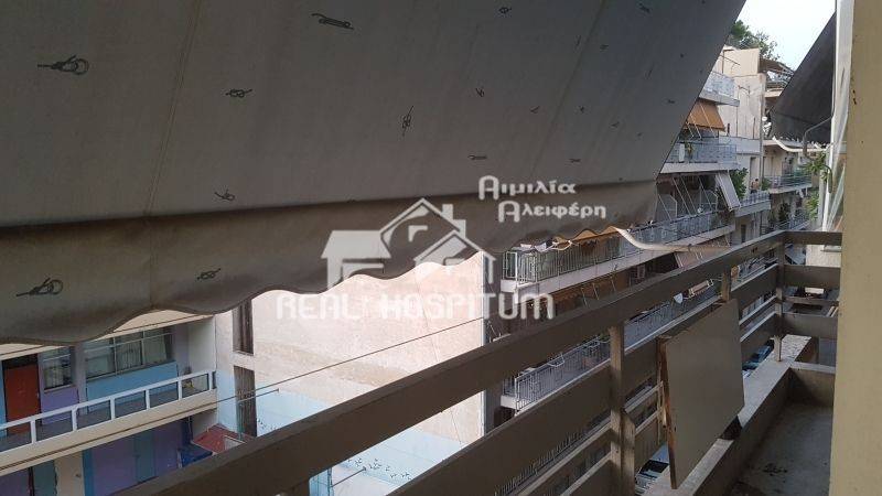 Θέα από μπαλκόνι