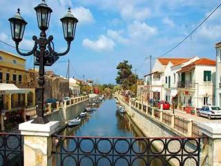 To potami tes Leykimmes, ekklesia Agioy Arsenioy