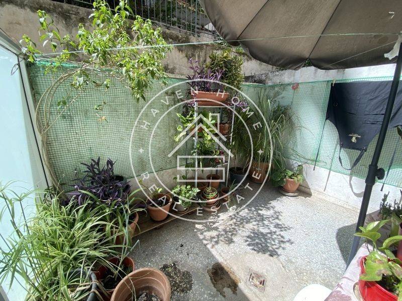 Θέα από μπαλκόνι