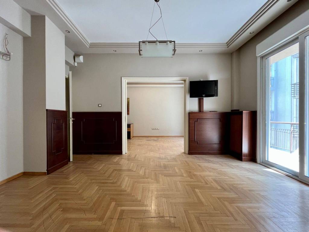 exarcheia_residential_apartment_for_sale