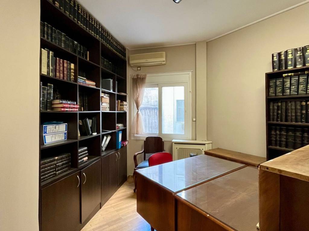 exarcheia_residential_apartment_for_sale