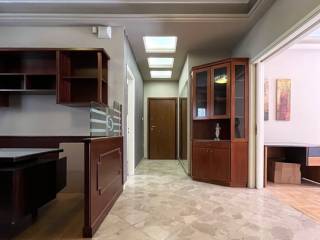 exarcheia_residential_apartment_for_sale