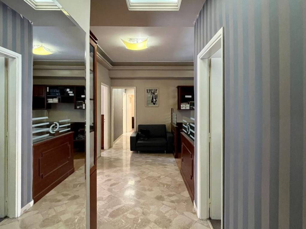 exarcheia_residential_apartment_for_sale