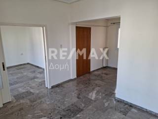 σαλονοτραπεζαρια