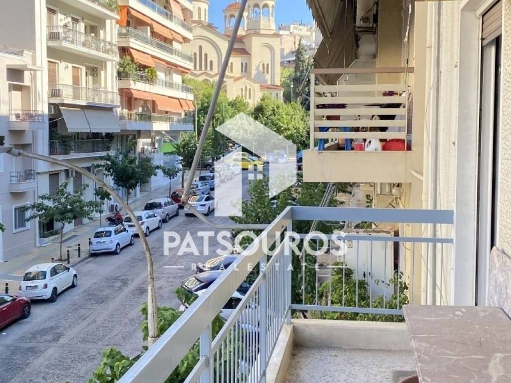 Θέα από μπαλκόνι