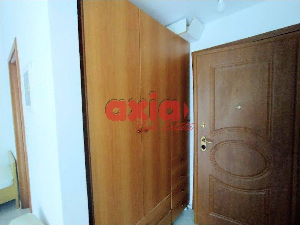 Ενοικιάζεται Studio 32τ.μ. που βρίσκεται στον  ισόγειο χώρο οικοδομής