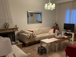 ΣΑΛΟΝΙ ΜΕ ΤΖΑΚΙ