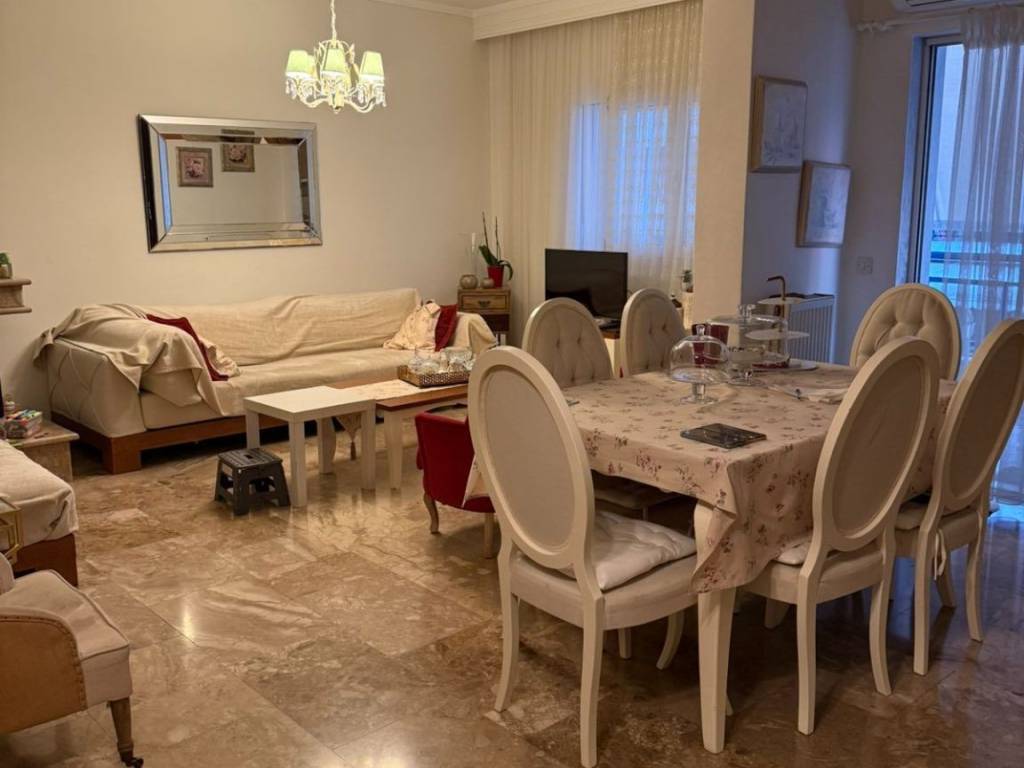 Η ΣΑΛΟΚΟΥΖΙΝΑ