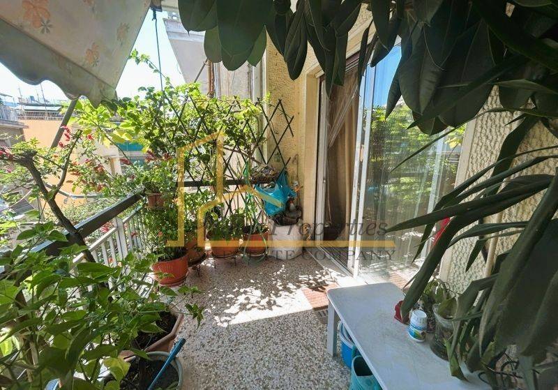 Θέα από μπαλκόνι