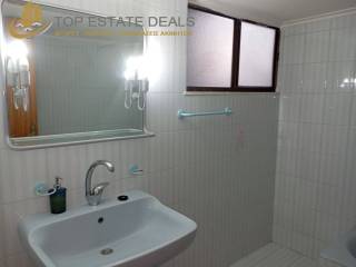 Λουτρό 1ου ορόφου