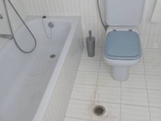 μπανιέρα λουτρού 1ου ορόφου