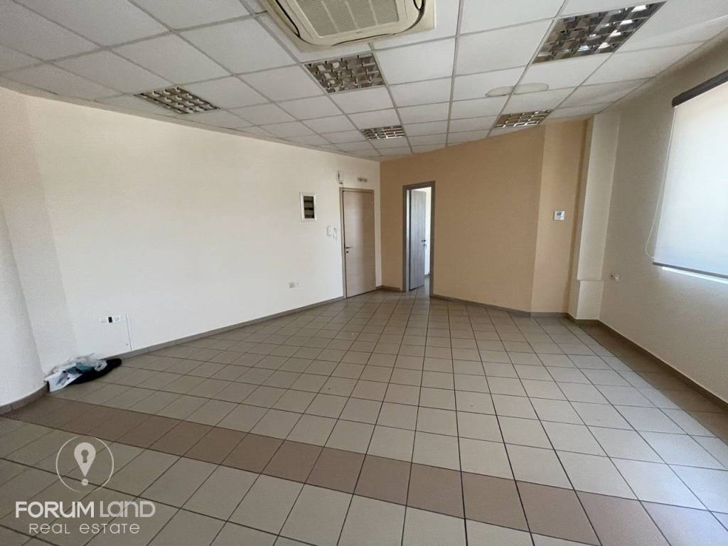 Forumland Real Estate, Επαγγελματικός χώρος 80τ.μ.